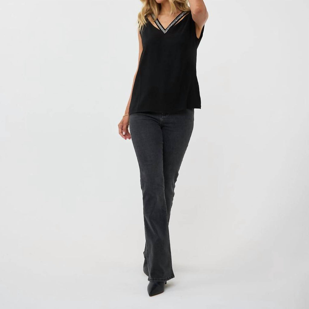 Esqualo - Thyra Fancy Beaded Neckline Top